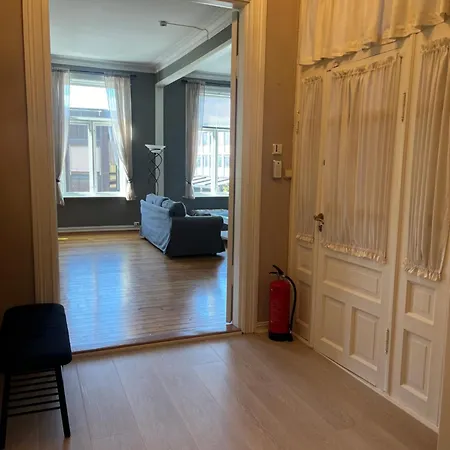 Leilighet Midt I Sentrum
